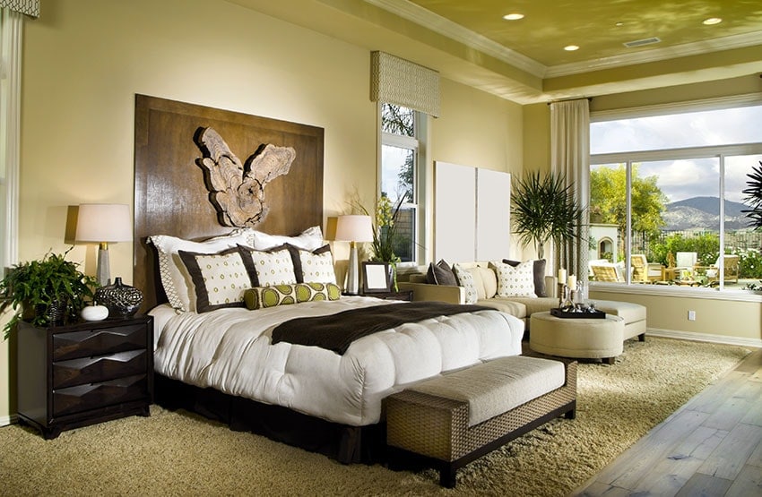 Feng Shui Love Tips - free some bedroom space