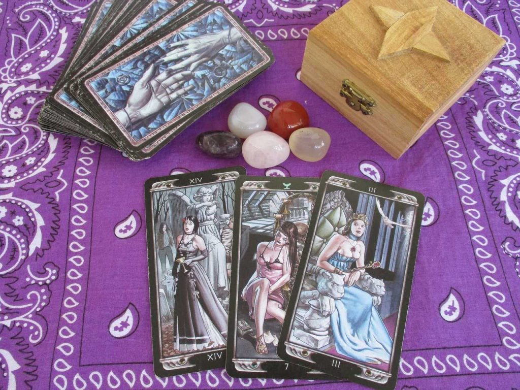 tarot questions, how do you ask tarot questions, questions to ask tarot, tarot card questions